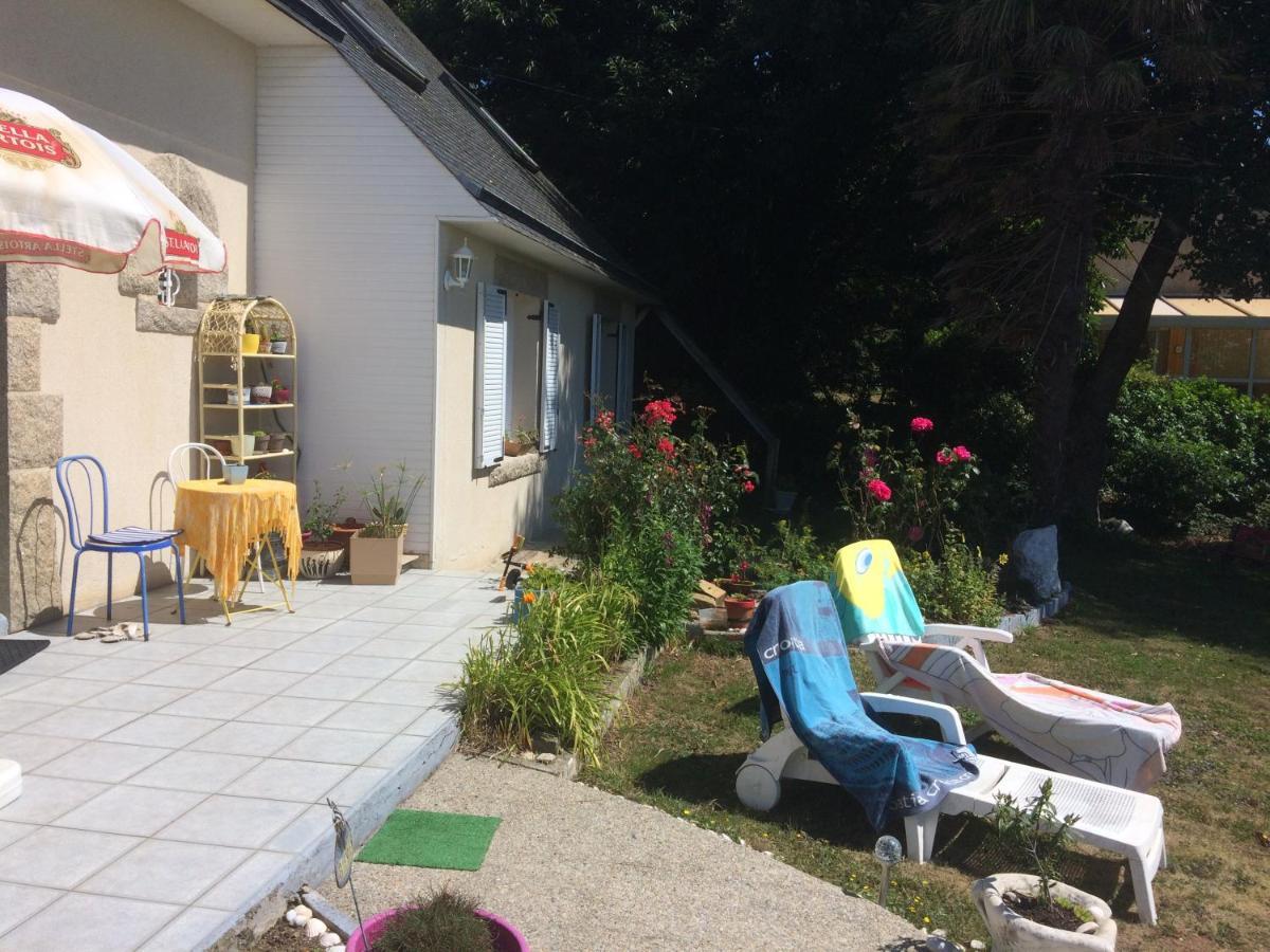 Aux 2 Oies Bed & Breakfast Plouider Eksteriør bilde